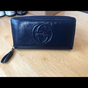 Gucci Soho Blue Patent Leather Zip Around Wallet